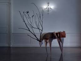 SANTOS BREGAÑA. MESA CONSOLA  (ciervo)